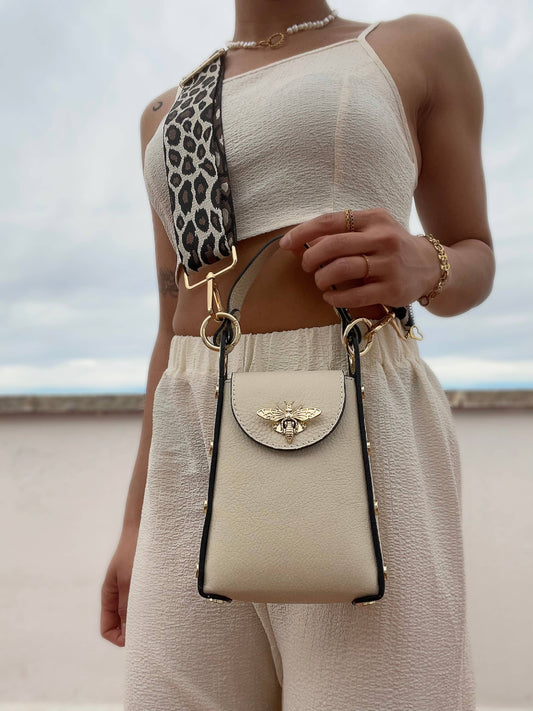 Cassette : The Bee Bag, blanc crème.