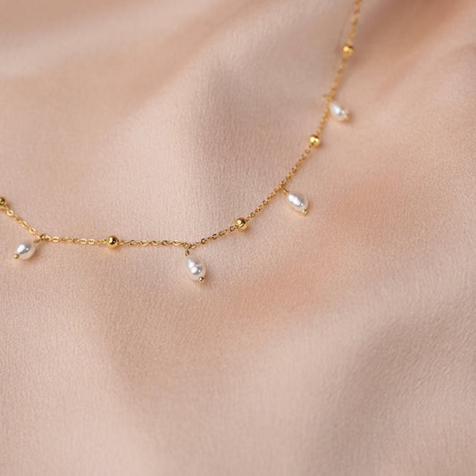 Collier acier chaine billes perles d'eau douce nacre