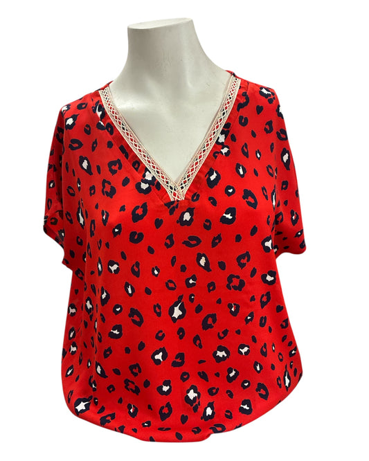 T-shirt Rouge Vintage Love - Col Léopard Doré Unique et Tendance